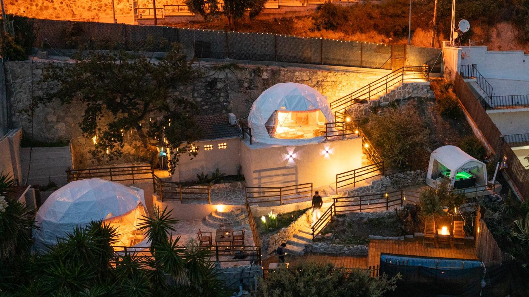 Vila Aaa View Private Terrace Outdoor Heated Hot Tub Family Fun Badalona Exteriér fotografie